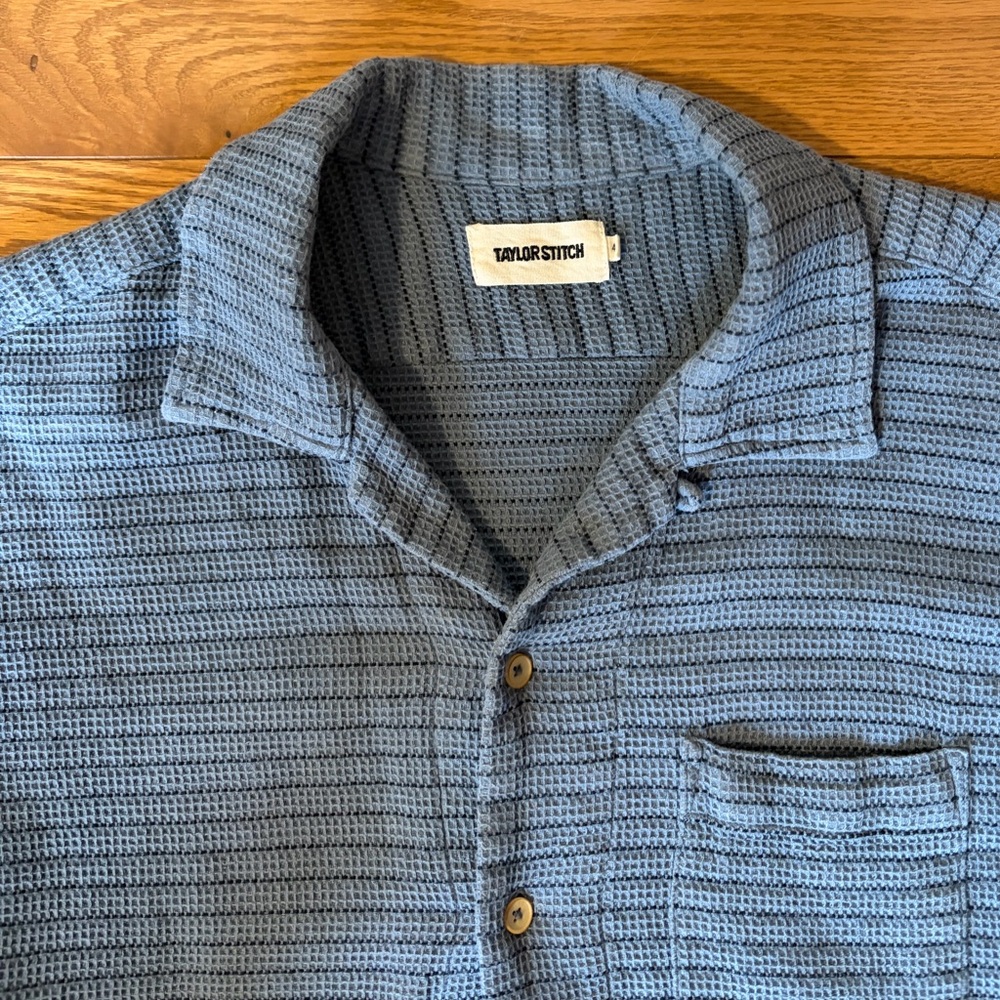 Taylor Stitch Waffle Knit Shirt (size 42)